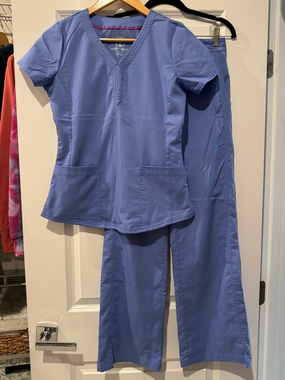 XS 2Pc Scrub Set Healing Hands Ceil Blue